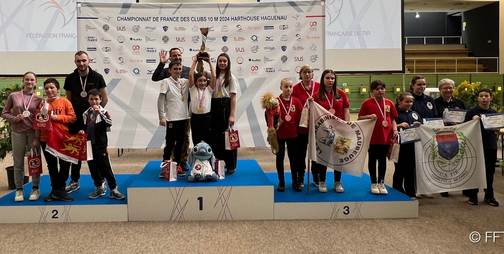 Les jeunes carabiniers en équipe d’AngersTirSportif sacrées champion de France en Tir