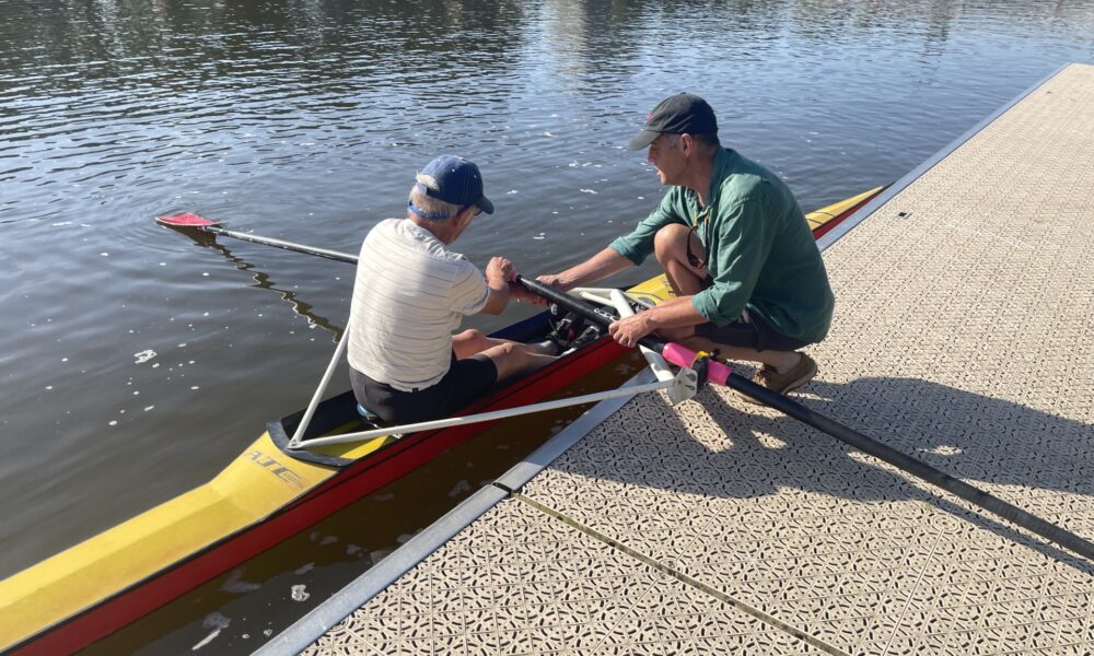 Face à la canicule, les sportifs angevins s’adaptent sur les bords de Maine