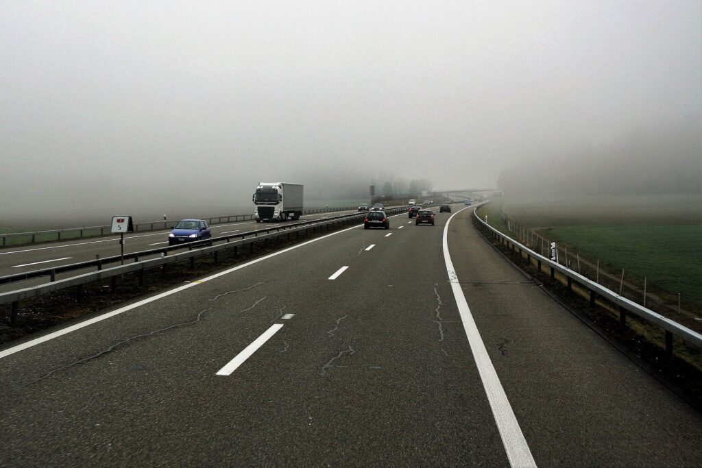 L’image actuelle n’a pas de texte alternatif. Le nom du fichier est : pasja1000-highway-3151762_1920.jpg