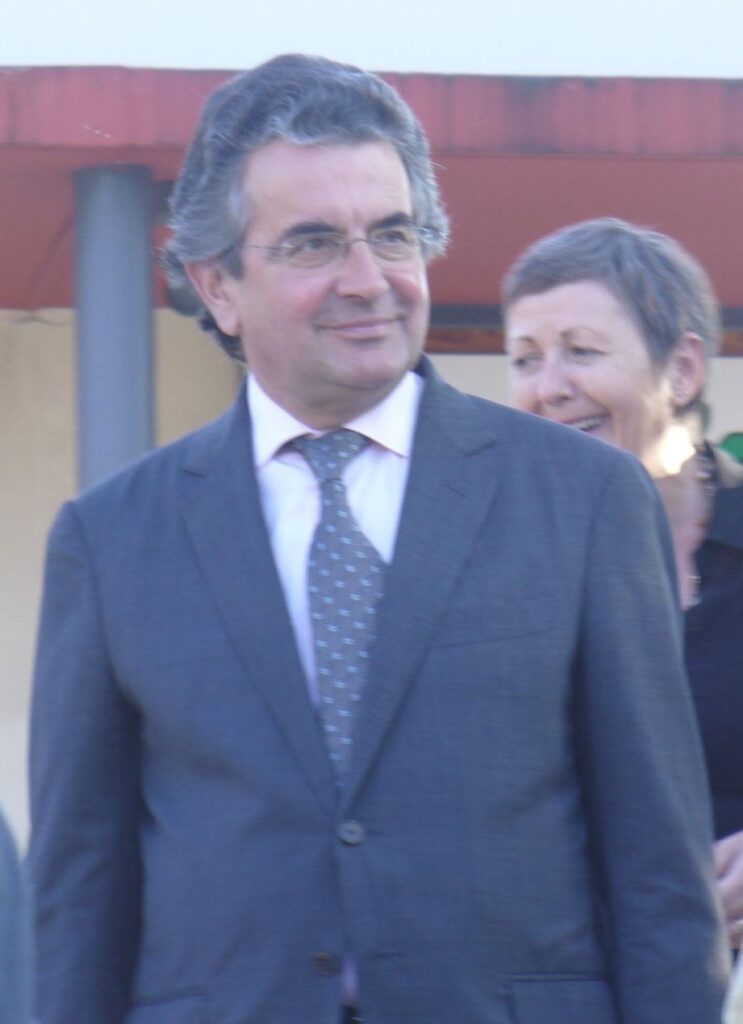L’image actuelle n’a pas de texte alternatif. Le nom du fichier est : Alain_Claeys.jpg