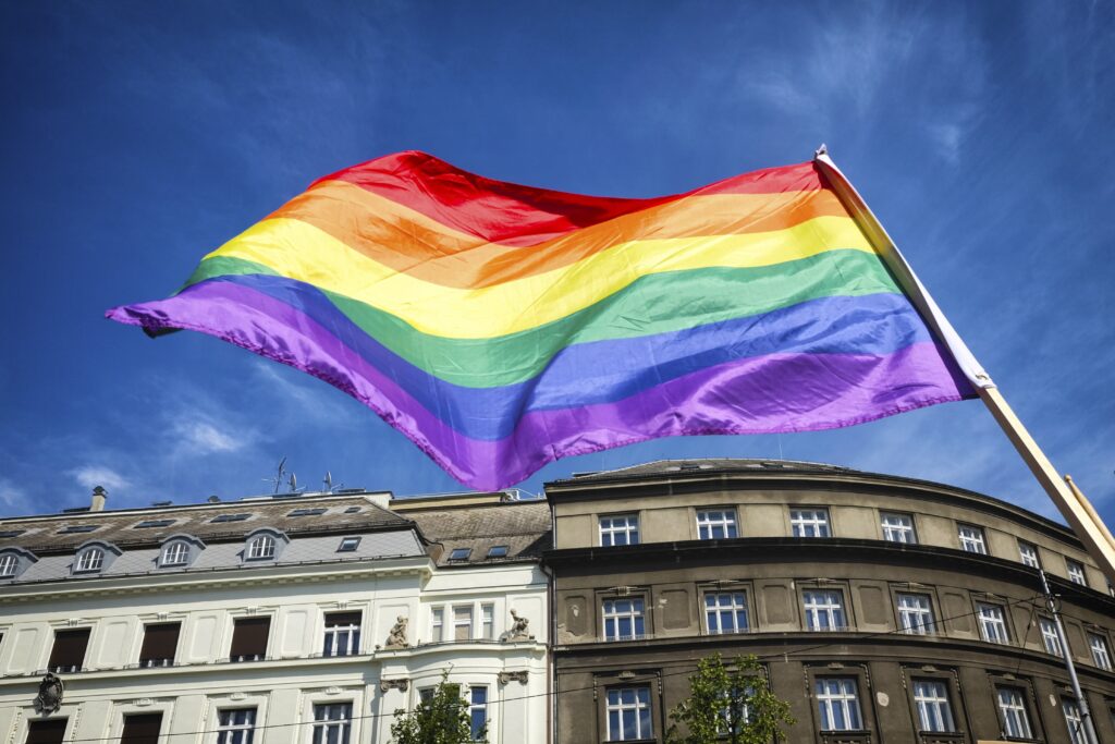 L’image actuelle n’a pas de texte alternatif. Le nom du fichier est : astrobobo-flag-4552833-scaled.jpg