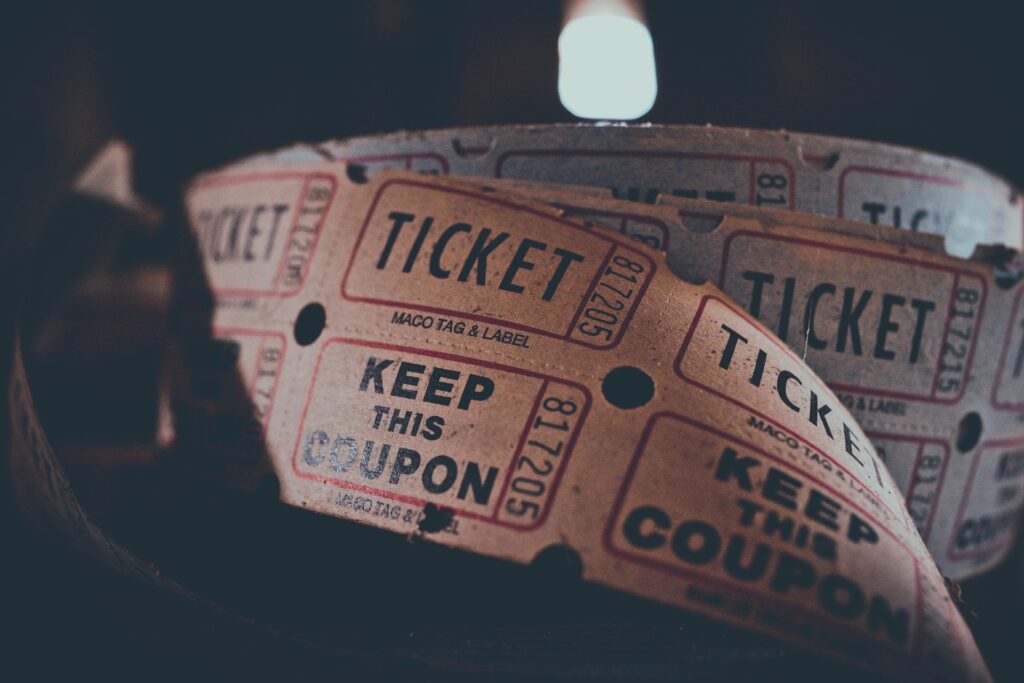 L’image actuelle n’a pas de texte alternatif. Le nom du fichier est : igorovsyannykov-ticket-2974645_1920.jpg