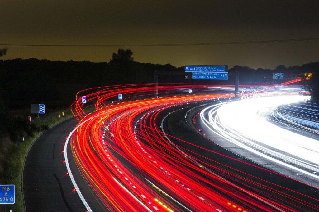 L’image actuelle n’a pas de texte alternatif. Le nom du fichier est : jonbonsilver-traffic-332857_1920.jpg