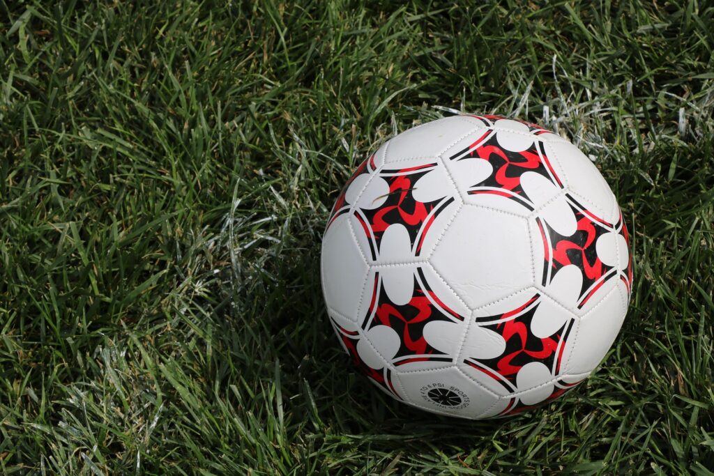L’image actuelle n’a pas de texte alternatif. Le nom du fichier est : kerem_taser-football-8266065_1920.jpg