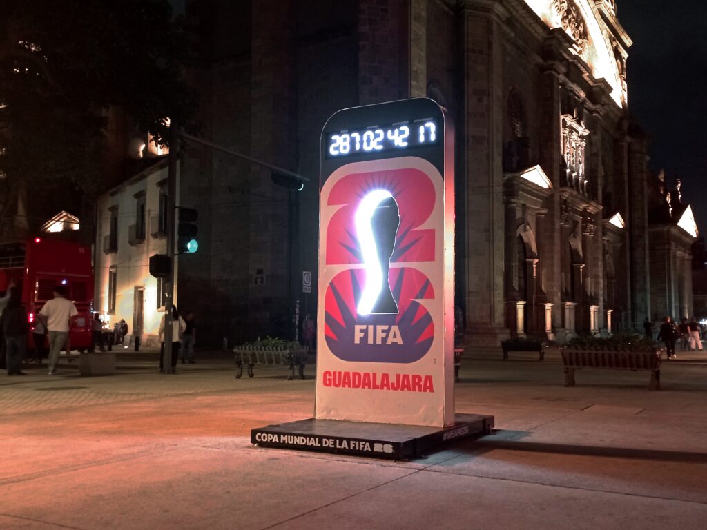 L’image actuelle n’a pas de texte alternatif. Le nom du fichier est : Cuenta_regresiva_Guadalajara_Copa_Mundial_2026_I-scaled.jpg