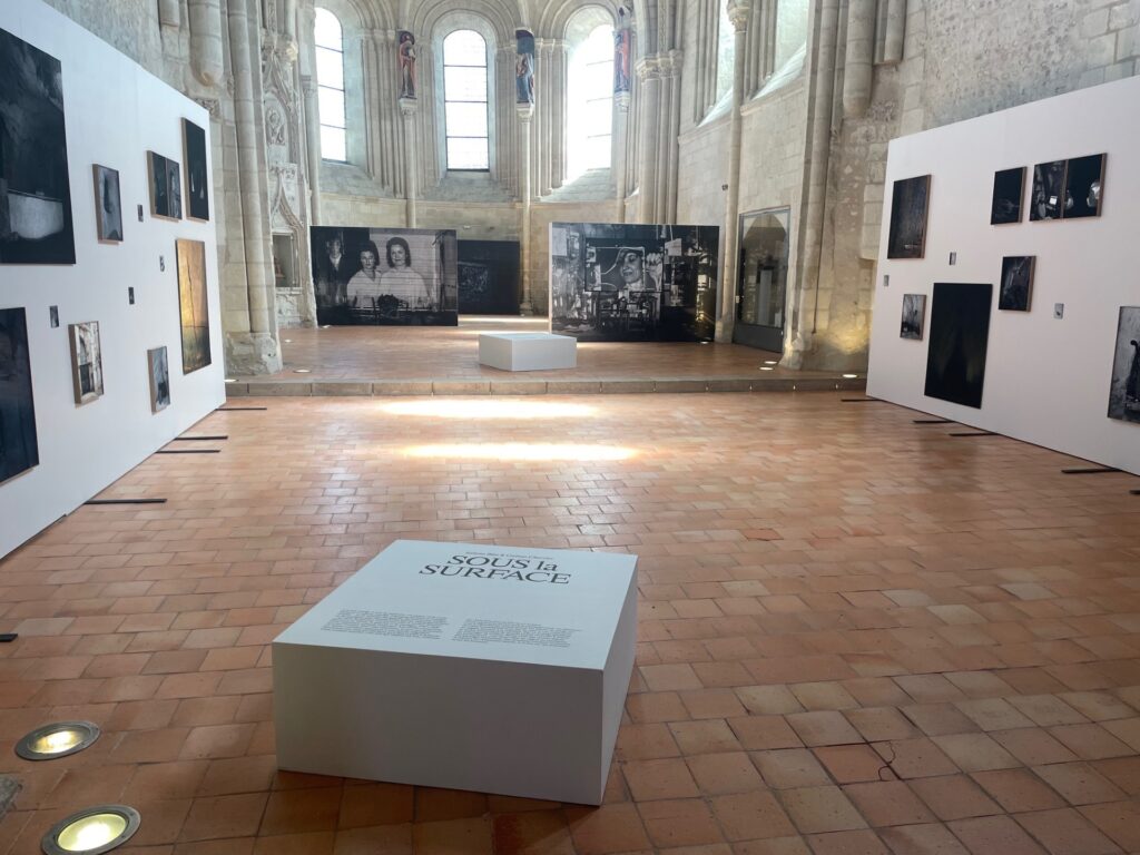 L’image actuelle n’a pas de texte alternatif. Le nom du fichier est : Exposition-collegiale.jpeg
