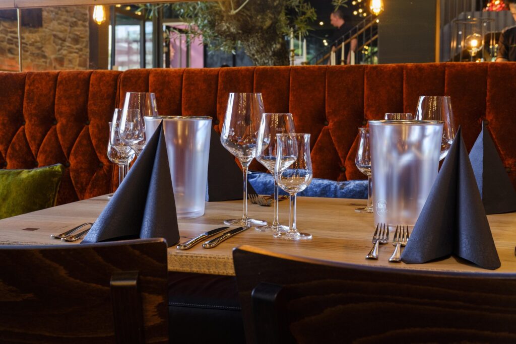 L’image actuelle n’a pas de texte alternatif. Le nom du fichier est : bru-no-restaurant-3489377_1920.jpg