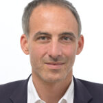 Raphaël Glucksmann démarre sa campagne présidentielle sur le thème de la transition écologique