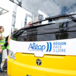 Rentrée 2026 : en Maine-et-Loire, Aléop renforce ses cars scolaires et accélère sur les trajets du quotidien