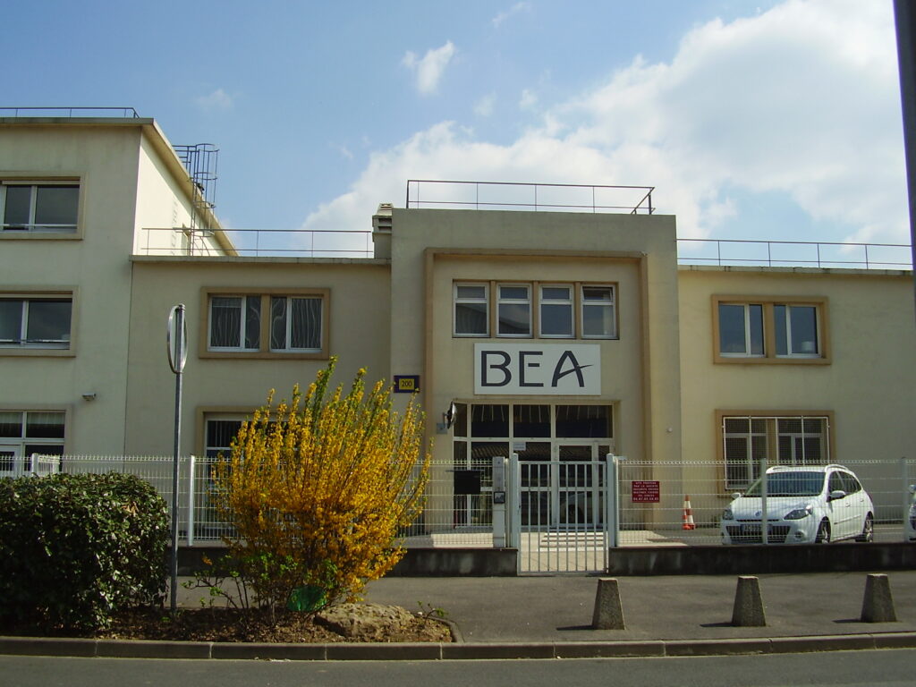 L’image actuelle n’a pas de texte alternatif. Le nom du fichier est : BEAHQLeBourget8.jpeg