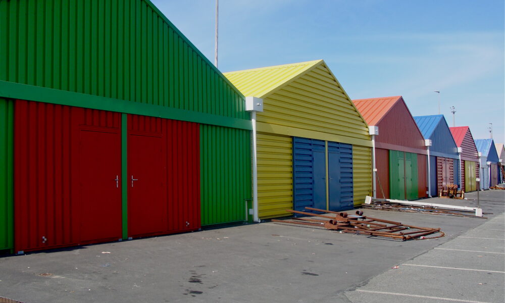 La Rochelle : Le président du port de Chef-de-Baie menace de fermer le site après l’installation illégale de caravanes