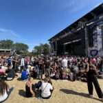 Méga show de Jul à Château-Gontier : des heures à attendre au soleil pour une place au premier rang