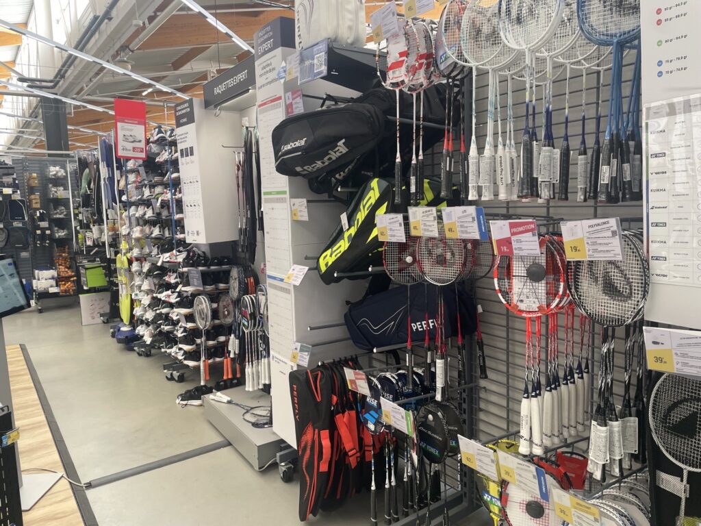 L’image actuelle n’a pas de texte alternatif. Le nom du fichier est : decathlon.jpeg