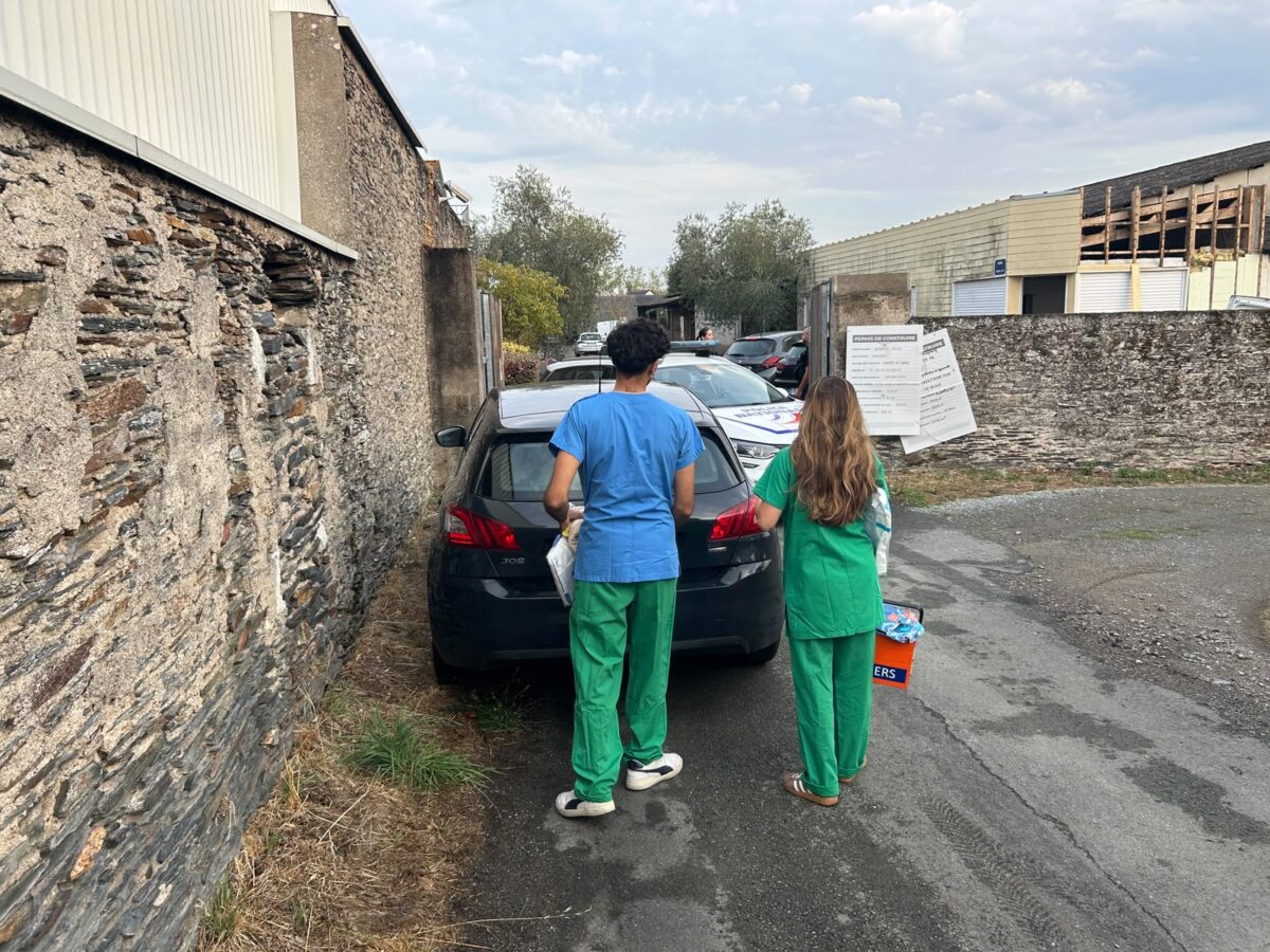 Credit Angers Info - Les médecins légistes du CHU d’Angers viennent d’arriver sur place