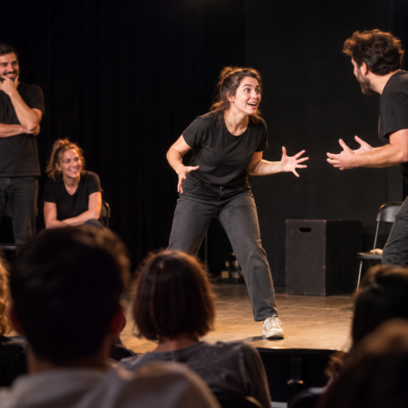 Du 25 au 27 septembre, les Folies Angevines accueillent le premier FITA. Dix troupes d’improvisation angevines proposeront sept spectacles entièrement improvisés.