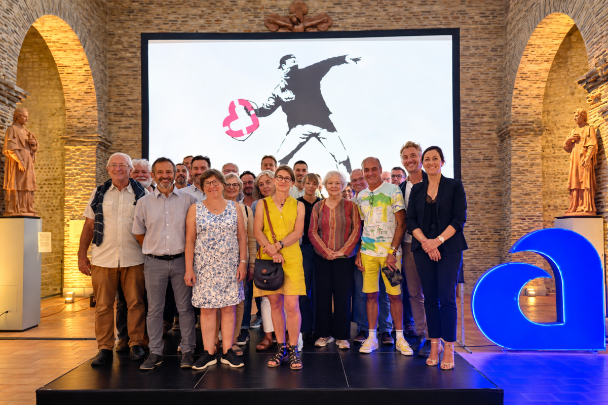 Près de 45 000 visiteurs avaient découvert gratuitement la Banksy Modeste Collection à Angers. 42 000 € de dons sont désormais remis aux associations.