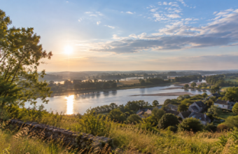 Le ciel devrait rester calme ce vendredi en Maine-et-Loire, avec une matinée fraîche avant une remontée des températures.