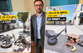 Credit Angers Info - AM/ Anthony Lusson, adjoint à la sécurité à la Ville d'Angers présentant les affiches de la prochaine communication de Sécurité Routière