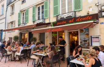 À Angers, Pasta Al Dente fête ses 20 ans. Depuis 2006, les familles Pollara et Presta transmettent ses recettes italiennes et sa passion pour la cuisine maison.