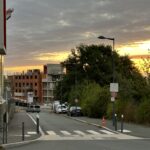 « On est choqué » : poursuivi jusqu’à une résidence étudiante à Angers, un jeune homme blessé au couteau les faits se sont déroulés au niveau du chemin du Port Meslet, dans les Hauts-de-Saint-Aubin, mercredi 9 septembre vers 22h.