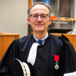 « Ouverture, humanité, proximité » : le nouveau procureur d’Angers dévoile sa ligne Sylvain Barbier Sainte-Marie, nouveau procureur de la République d’Angers, a officiellement pris ses fonctions ce vendredi 25 septembre 2026 lors de l’audience solennelle d’installation au tribunal judiciaire.