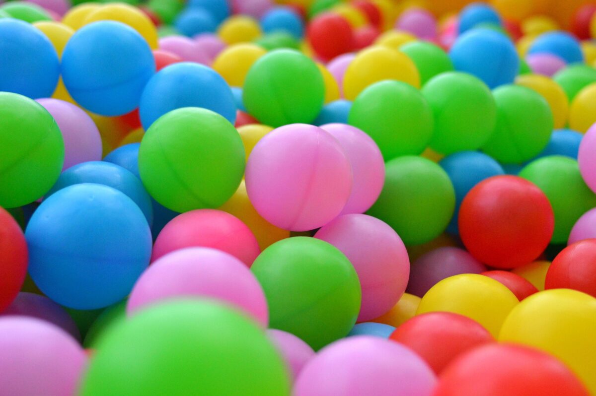L’image actuelle n’a pas de texte alternatif. Le nom du fichier est : palichka-balls-3288123_1920.jpg