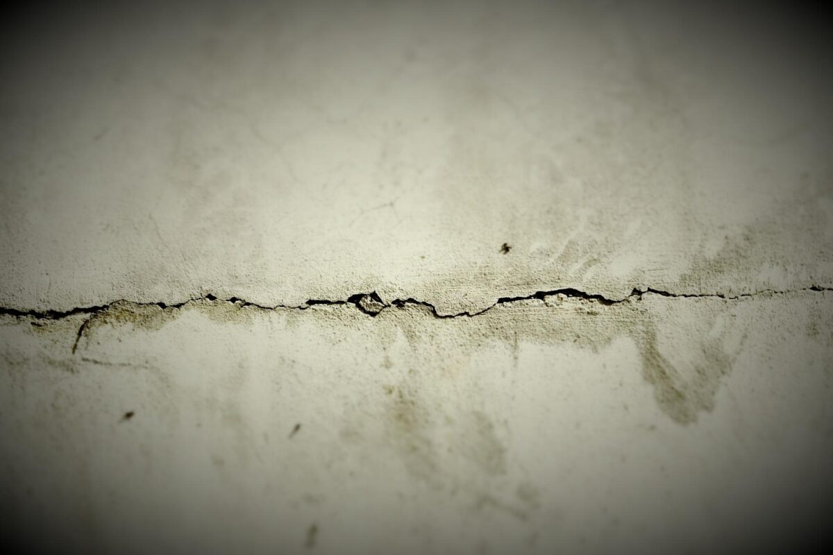 L’image actuelle n’a pas de texte alternatif. Le nom du fichier est : takeshiiiit-crack-230676_1920.jpg