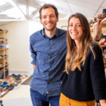Dans le Maine-et-Loire, cette entreprise familiale fabrique des chaussons à la main depuis le lancement de sa marque Coco Alexis et Justine Audouin ont lancé la marque de chaussons Coco en 2020. La fabrication est réalisée à la main dans l’atelier familial de Montigné-sur-Moine, dans le Maine-et-Loire.