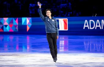 Adam Siao Him Fa remporte le Grand Prix de France de patinage artistique à Angers avec 284,24 points, devant le Japonais Kao Miura.(Photo by Marcin Golba / NurPhoto via AFP)