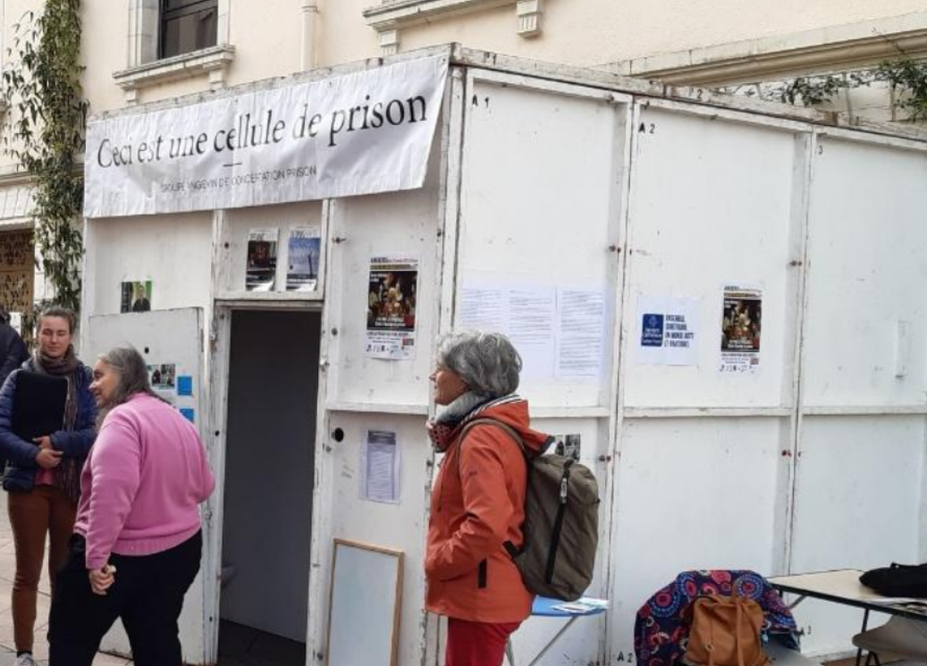 Cellule reconstituée, lectures, exposition et débat : les Journées Nationales Prison se déroulent à Angers du 21 au 28 novembre 2026.