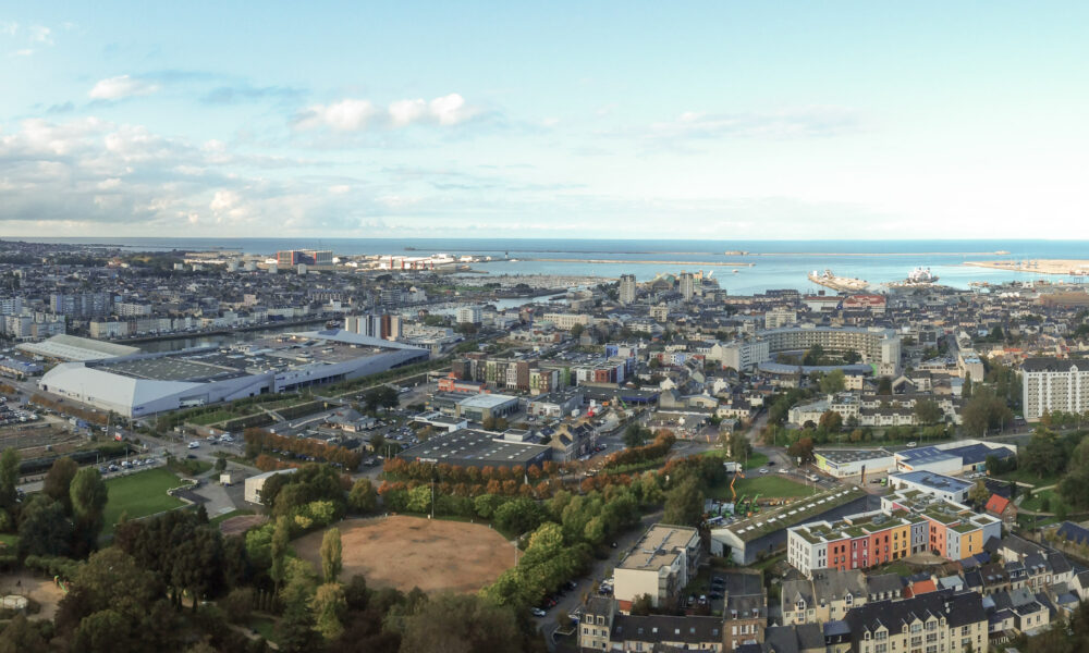 À Cherbourg, le port du Cotentin renforce ses liaisons logistiques et économiques avec les entreprises irlandaises