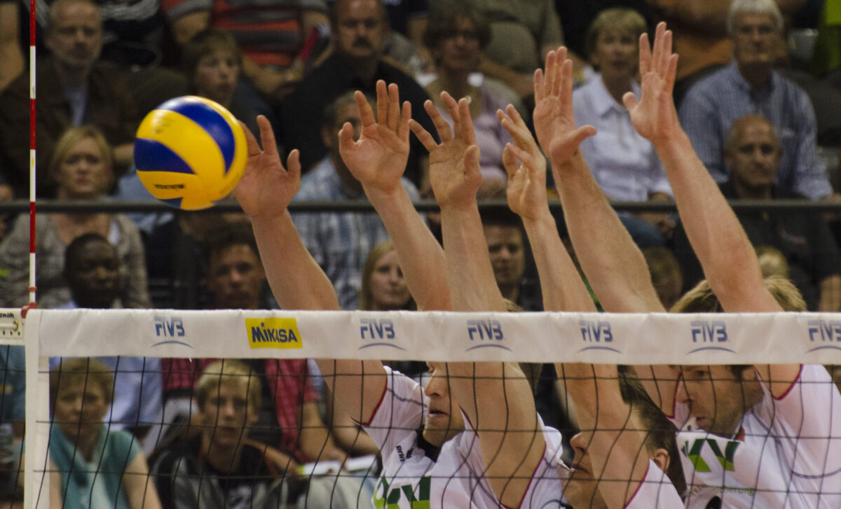 L’image actuelle n’a pas de texte alternatif. Le nom du fichier est : Volleyball_Block-scaled.jpg
