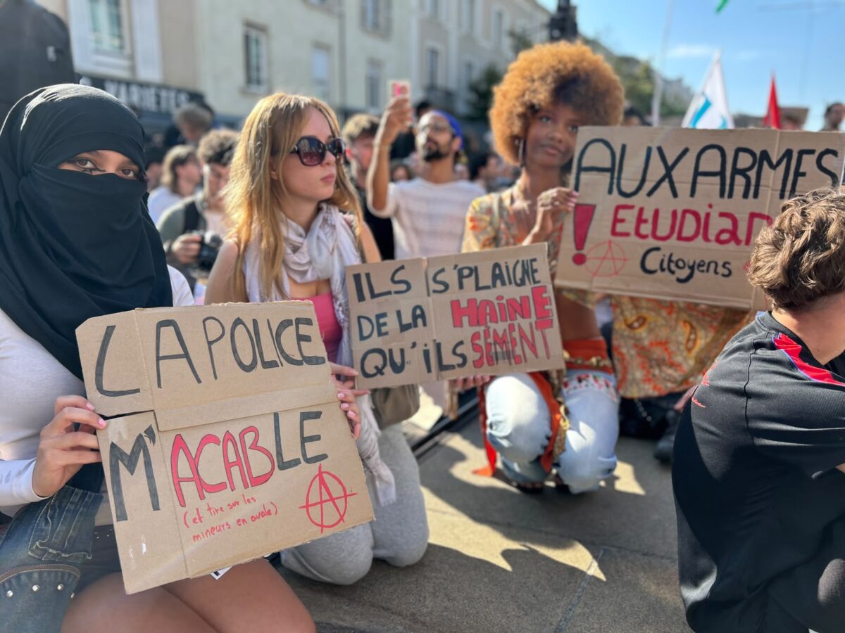 Plus de 4 000 personnes manifestent à Angers ce mardi 6 octobre selon la police, contre 7 100 selon la CGT. La mobilisation lycéenne et étudiante se poursuit en Maine-et-Loire.